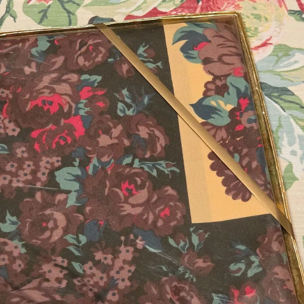 Vintage Montgomery Ward Floral Scarf Gold Plated Clip Gift Set NOS 1980s